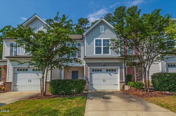 245 WHITE OAK RIDGE DR, GARNER, NC 27529 - Image f752a1cb486afc4f16b3c6e8cf7f776c/1320203952