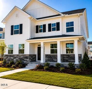 708 Longleaf Grove Lane