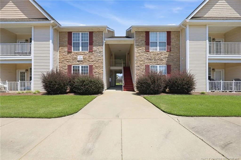 1320 Kershaw Loop Unit 212
