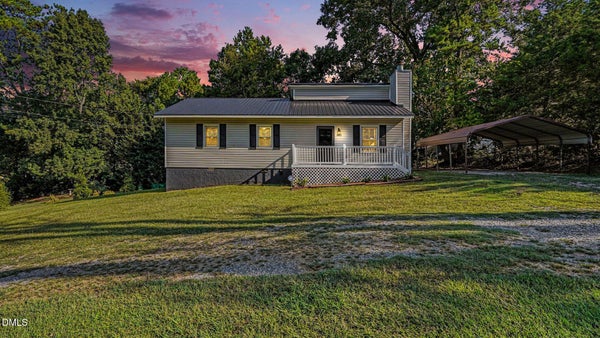 1812 N CHATHAM AVE, SILER CITY, NC 27344 - Image f82aa57285ba9901e93217a4bff09a4e/1592945165