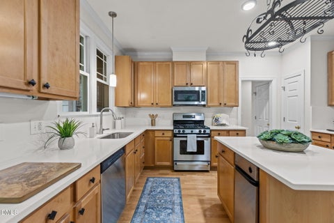 Photo for 4831 Crestmore Road #202