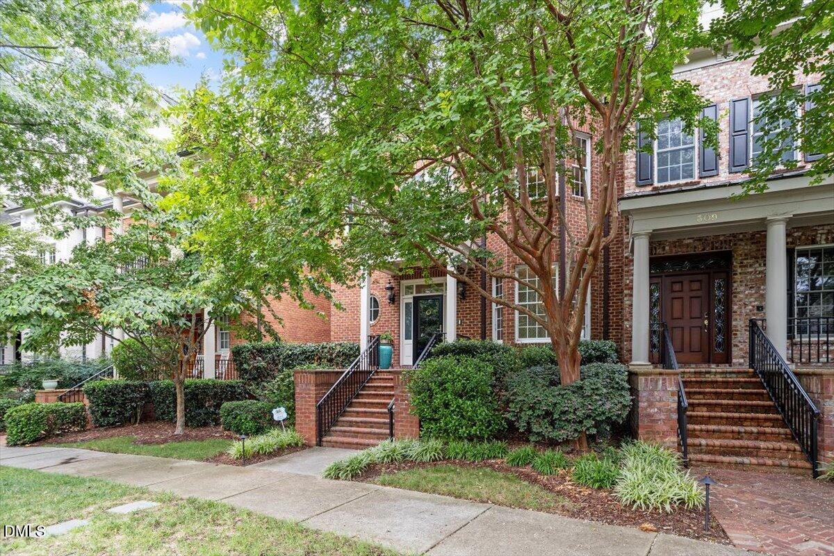 307 Circle Park Place