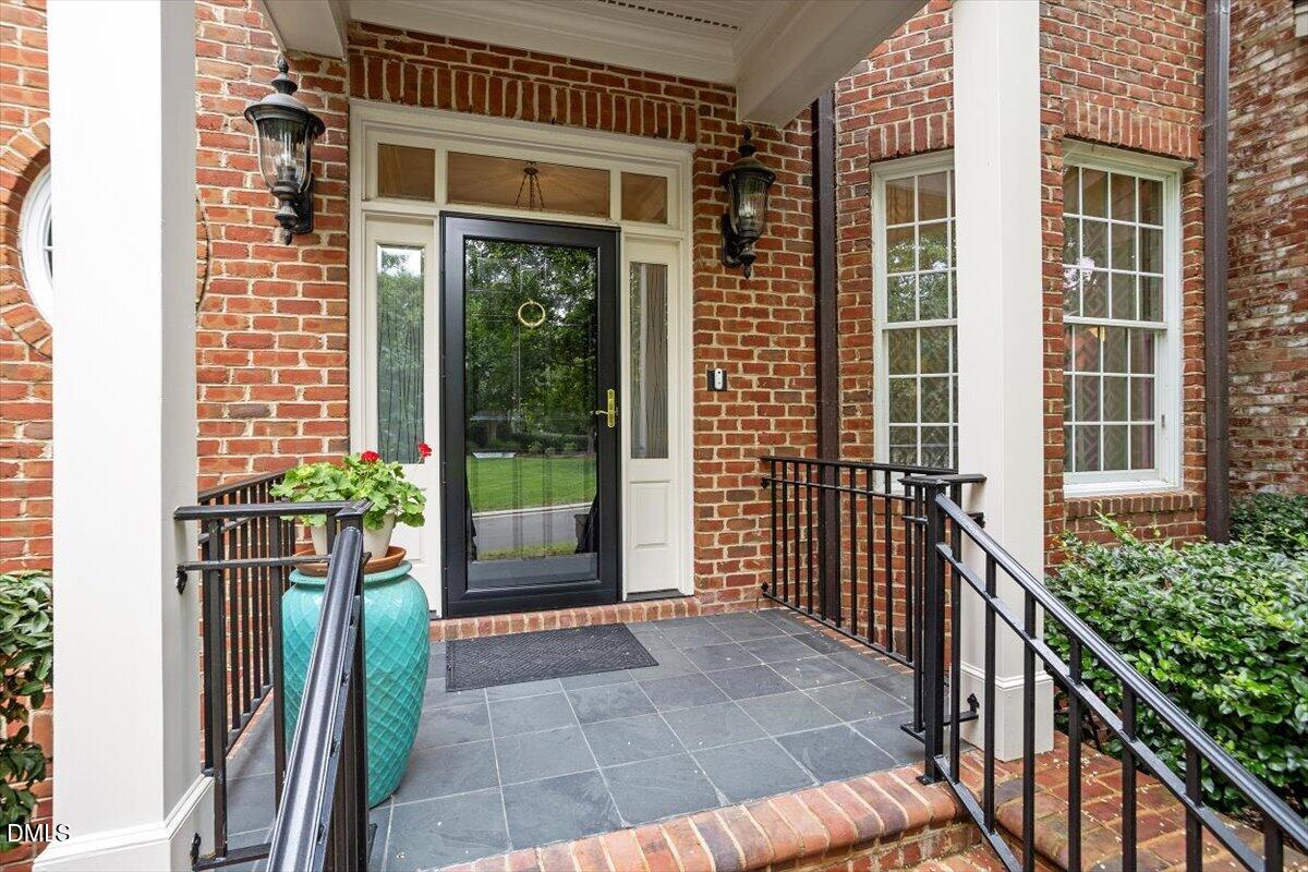 307 Circle Park Place