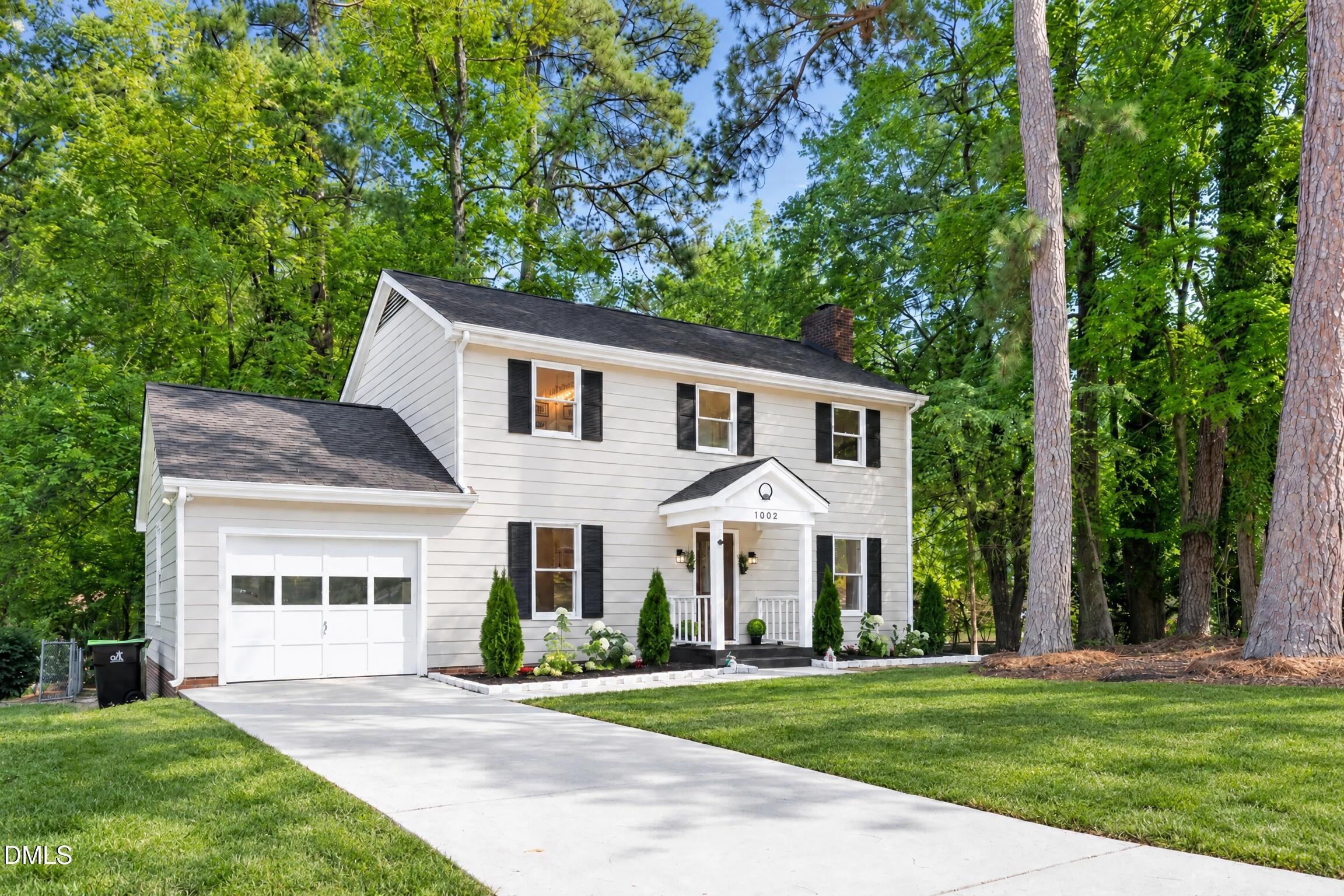 1002 Apache Lane