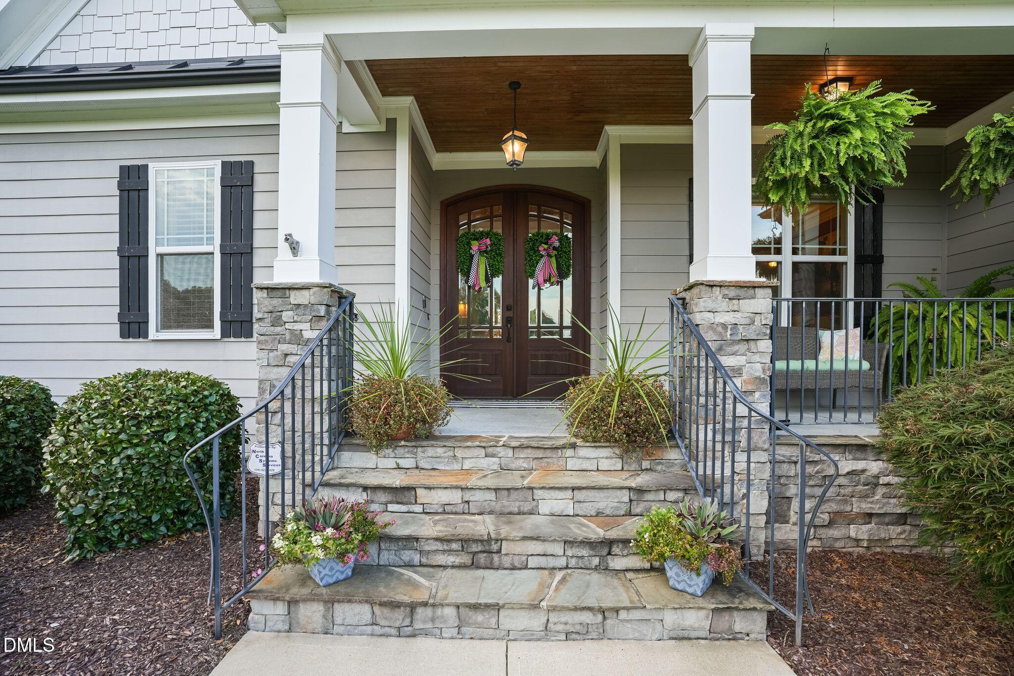 5909 Two Pines Trail