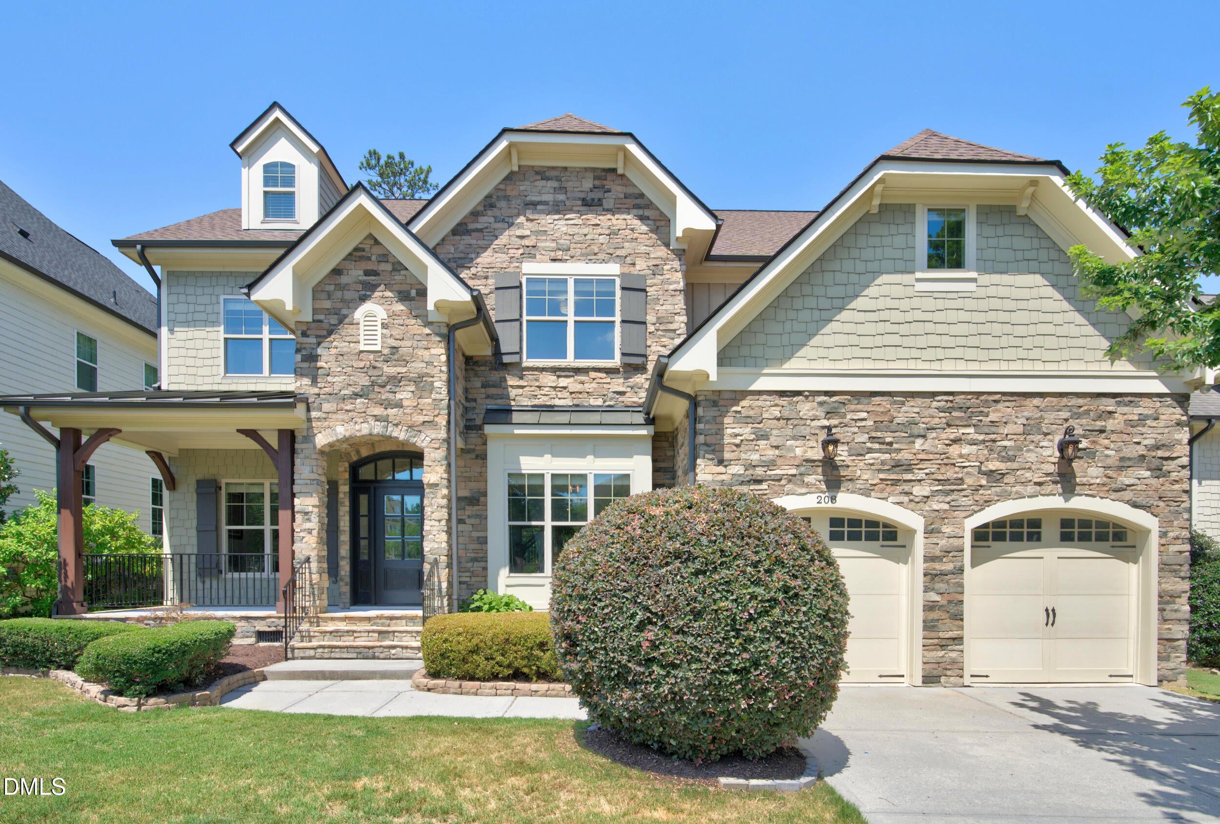 208 William Henry Way