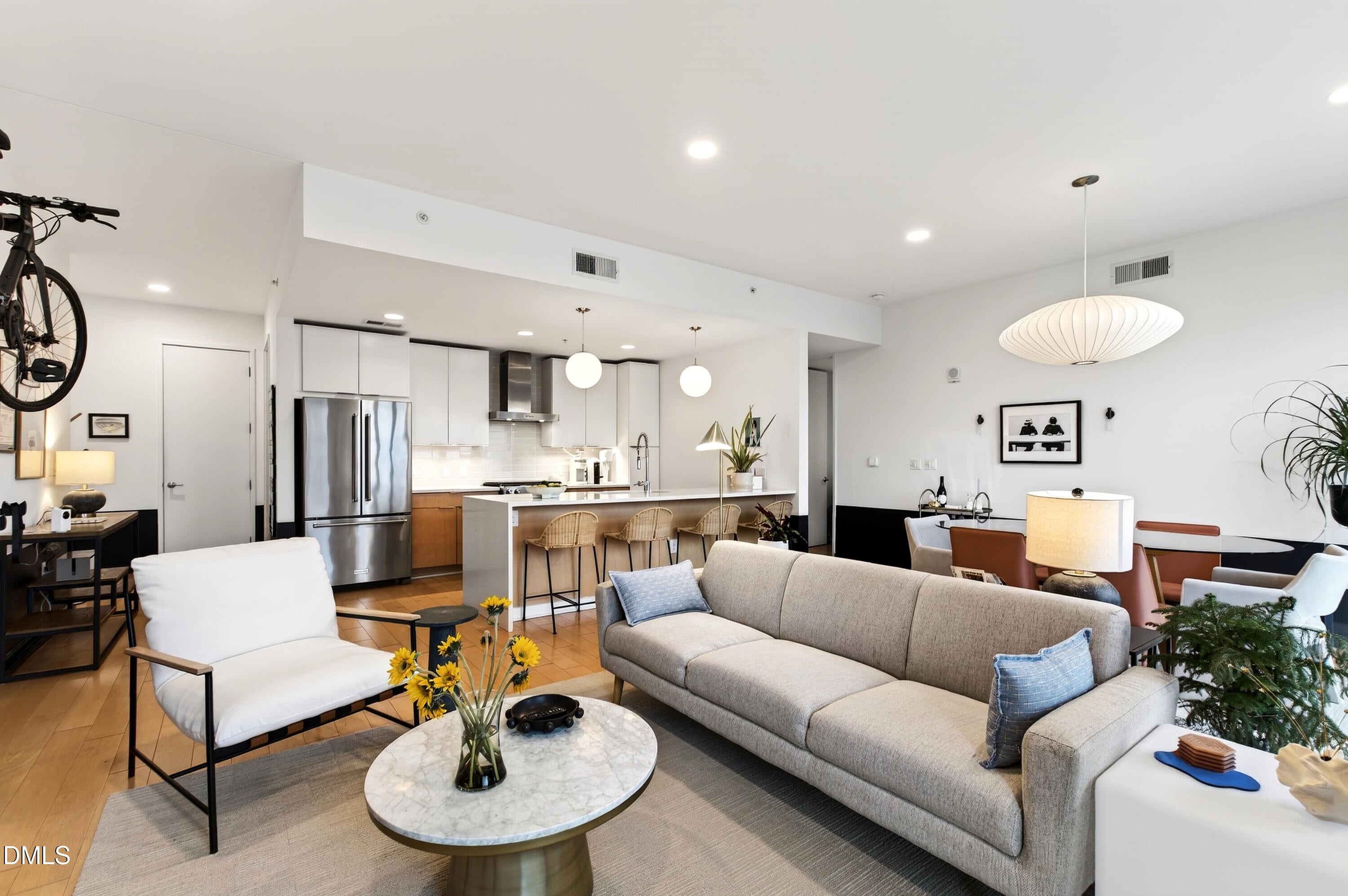 523 S West Street 311