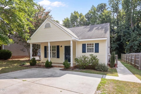 Photo of 214 Highgate Circle, Wake Forest, NC 27587 (MLS # 10188650)