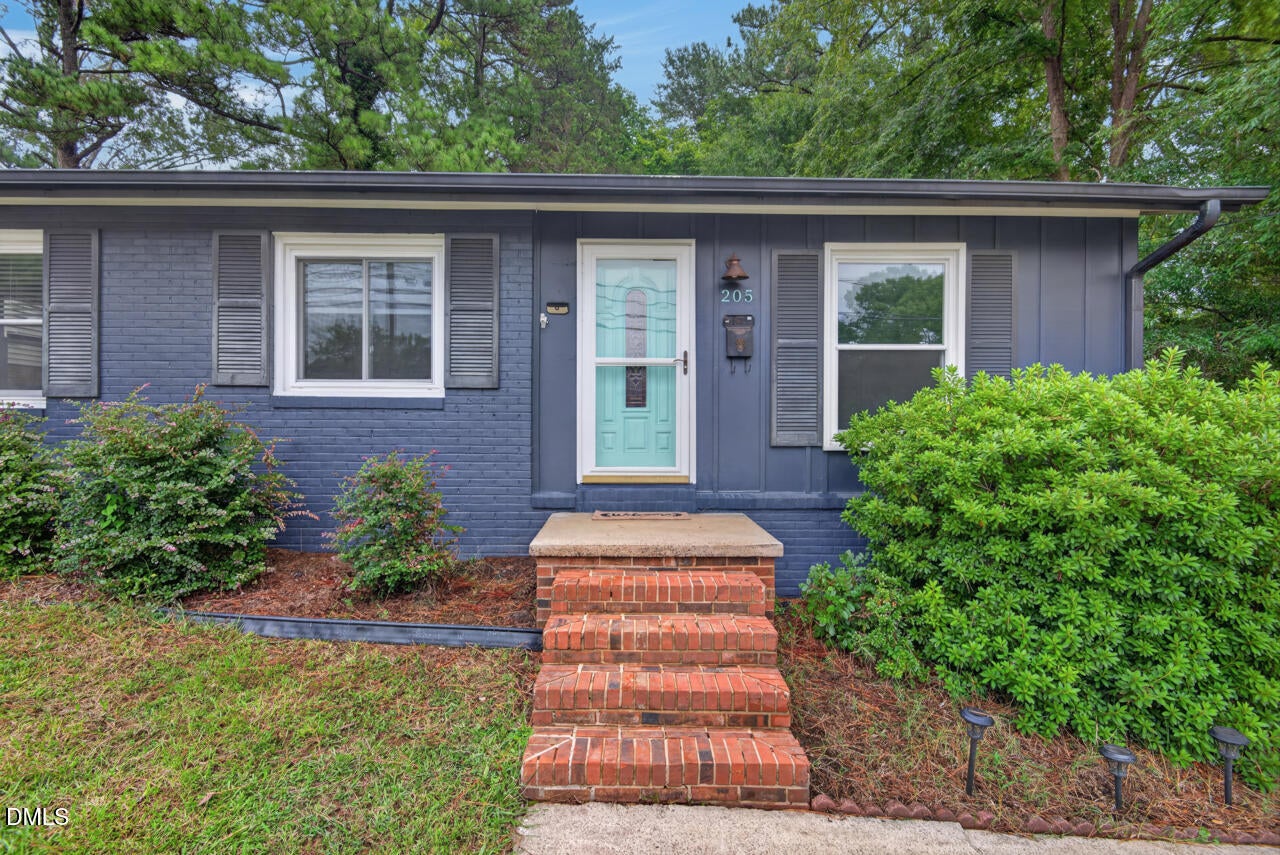 205 Barnes Street