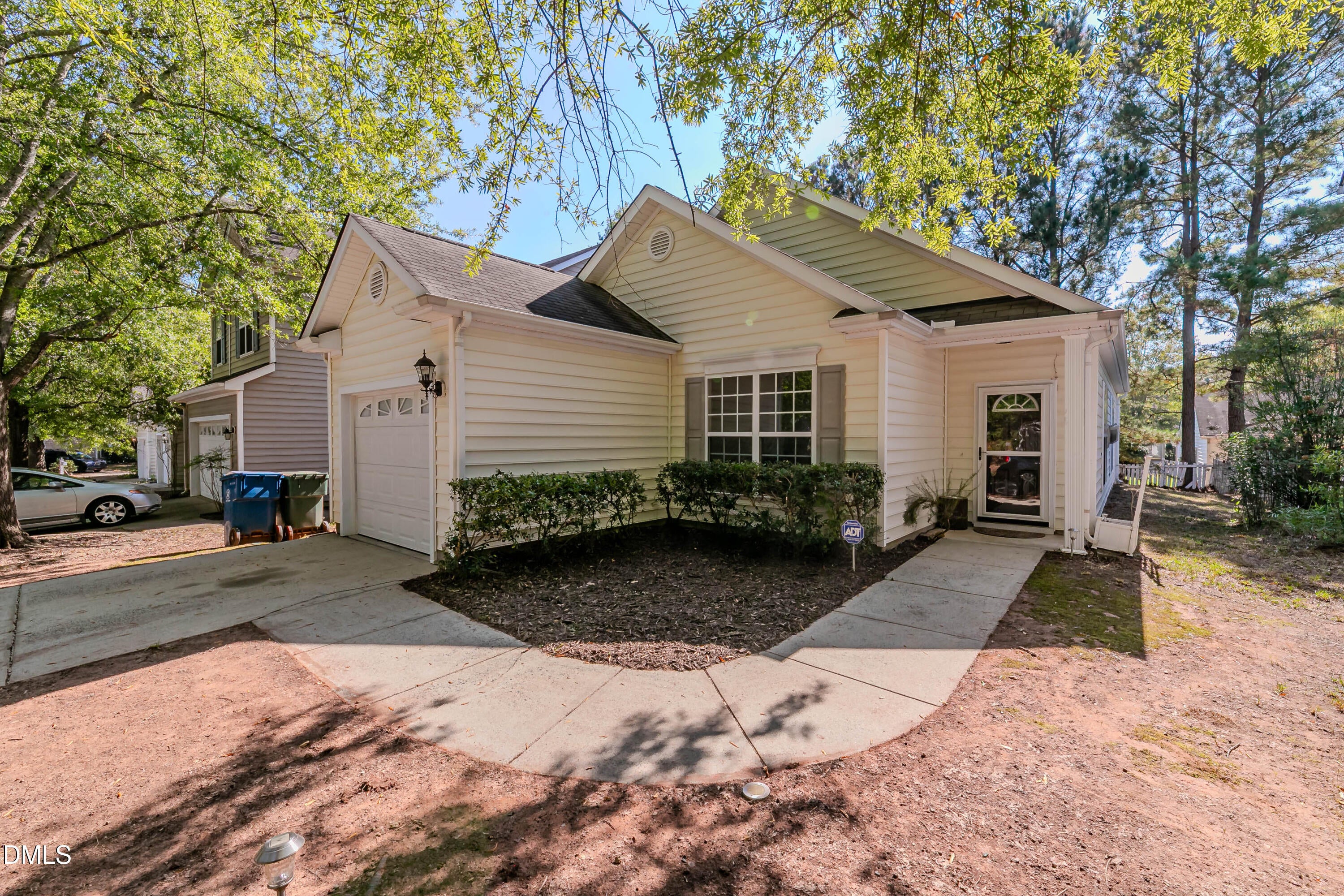 1014 Red Hat Lane