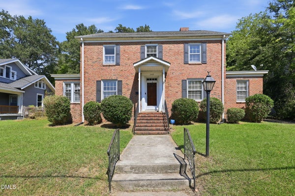 160 W YOUNG AVE, HENDERSON, NC 27536 - Image fab89f0bb7af3eeee938397ac46f7581/186456591