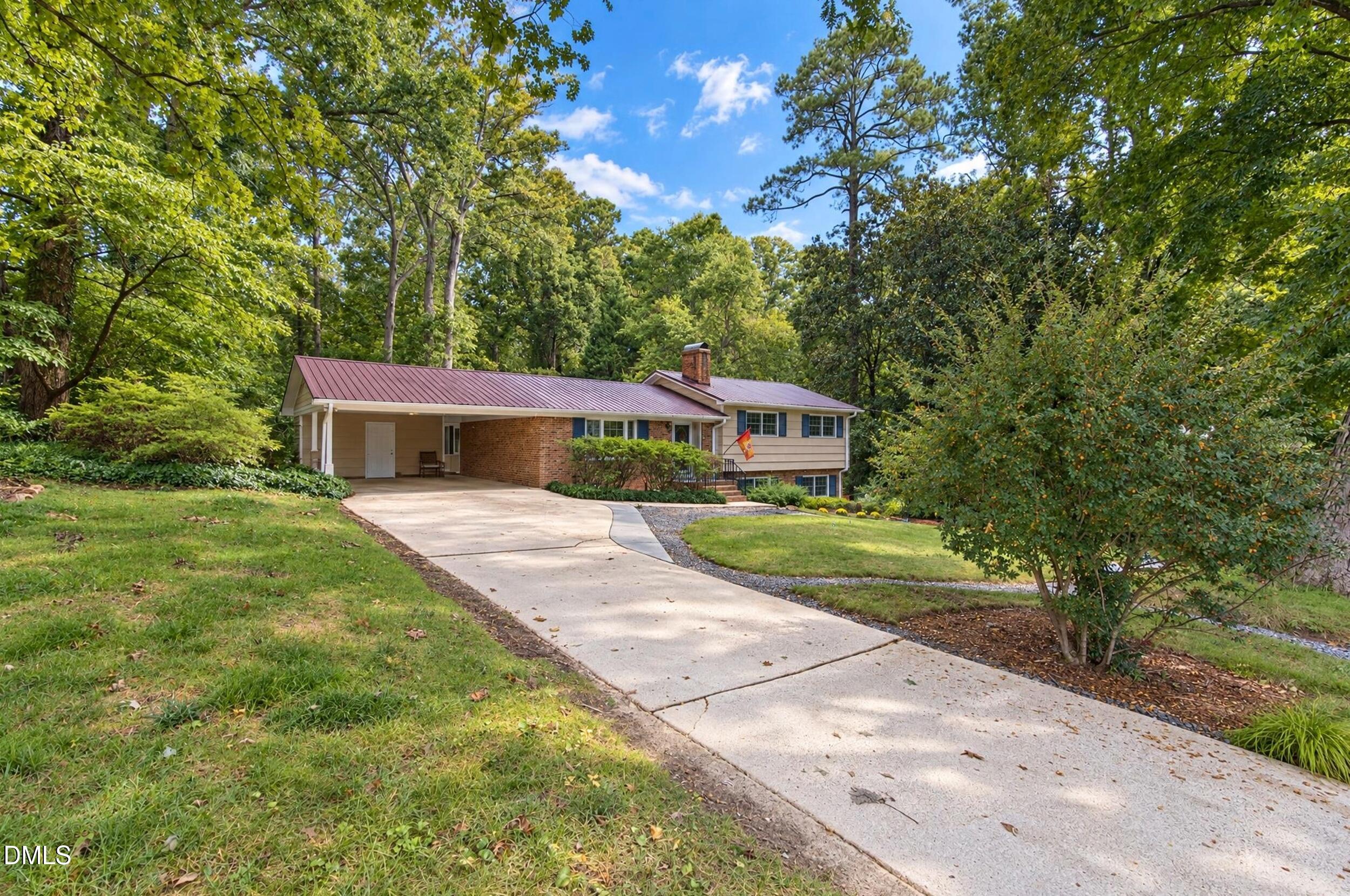 1302 Kingston Ridge Road