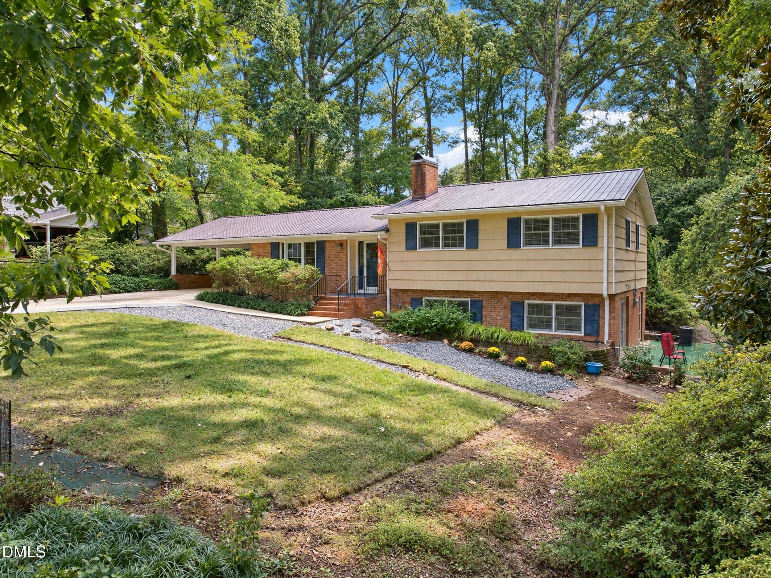 1302 Kingston Ridge Road