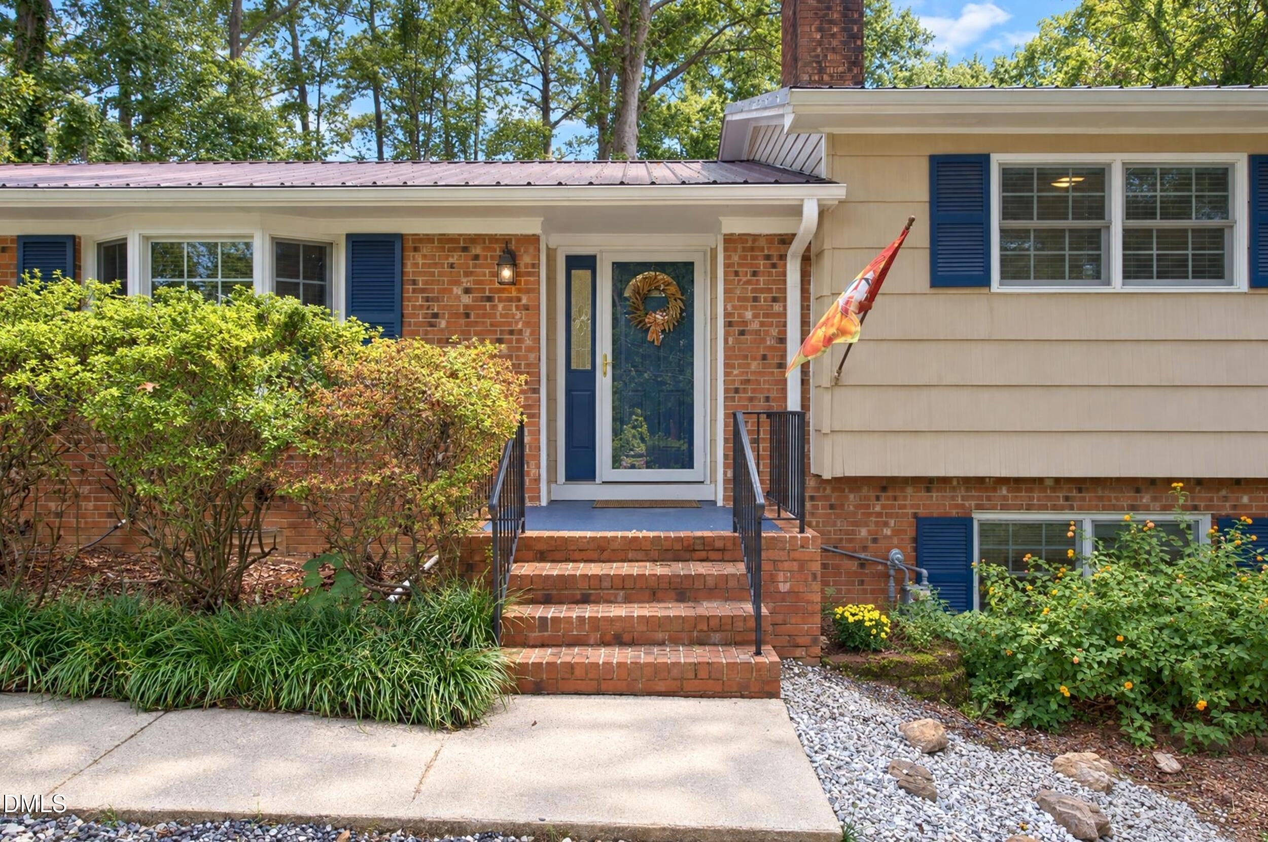 1302 Kingston Ridge Road