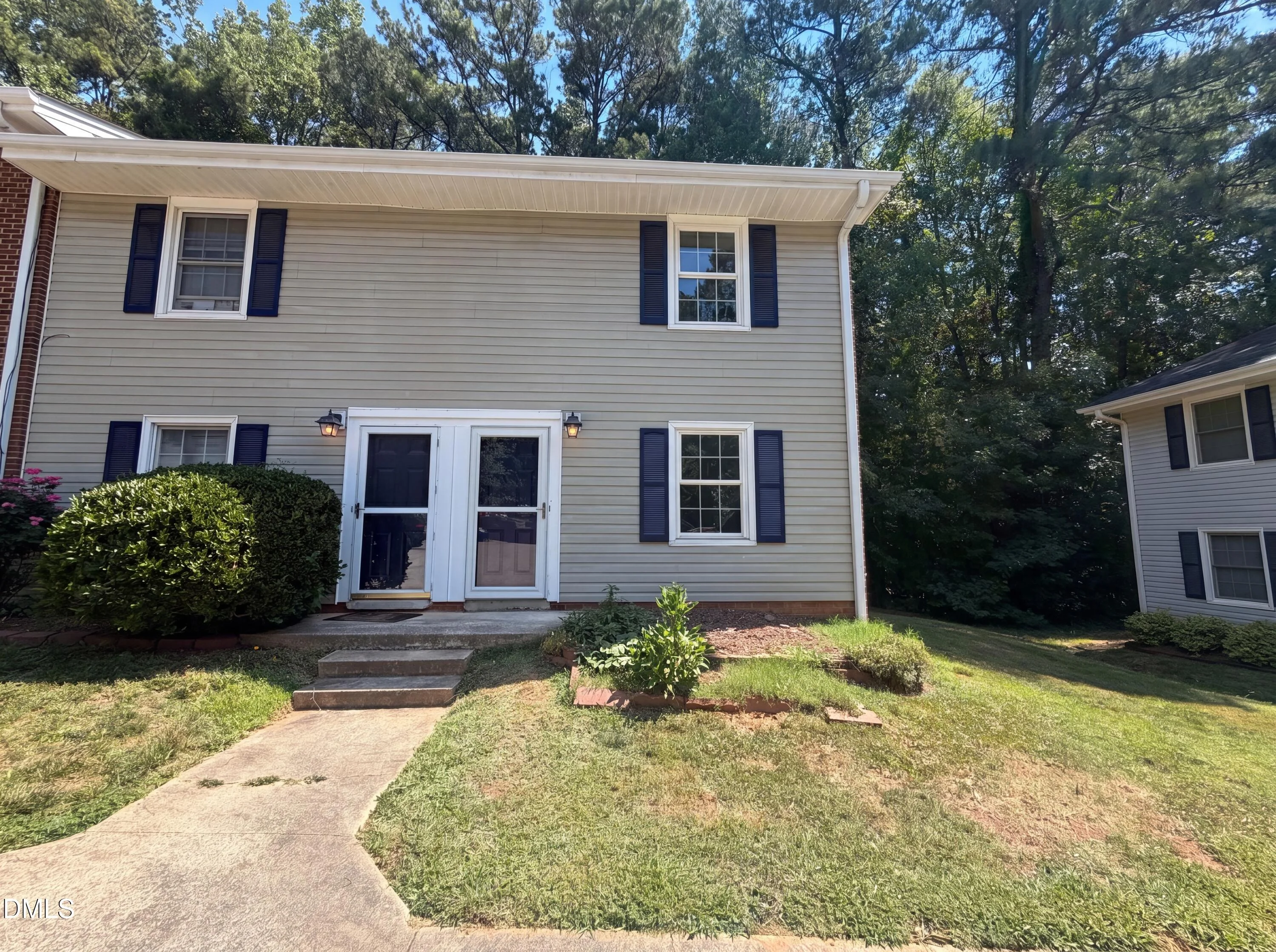 1041 Nottingham Court