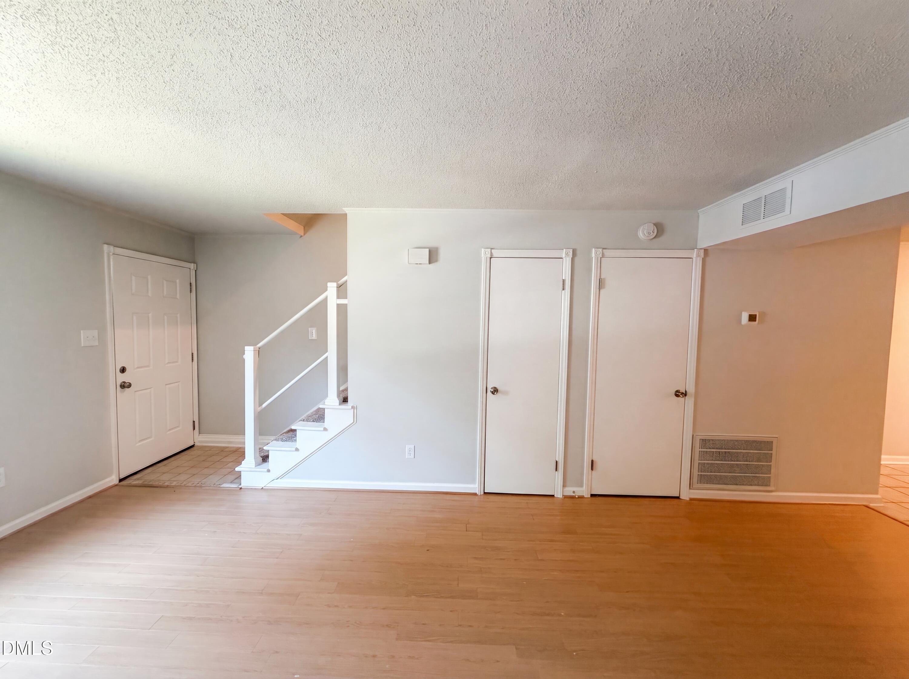 1041 Nottingham Court