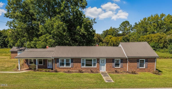 3835 US 301 N, DUNN, NC 28334 - Image fb08a9b770016ce2d0c299d33b5a1763/1330660388