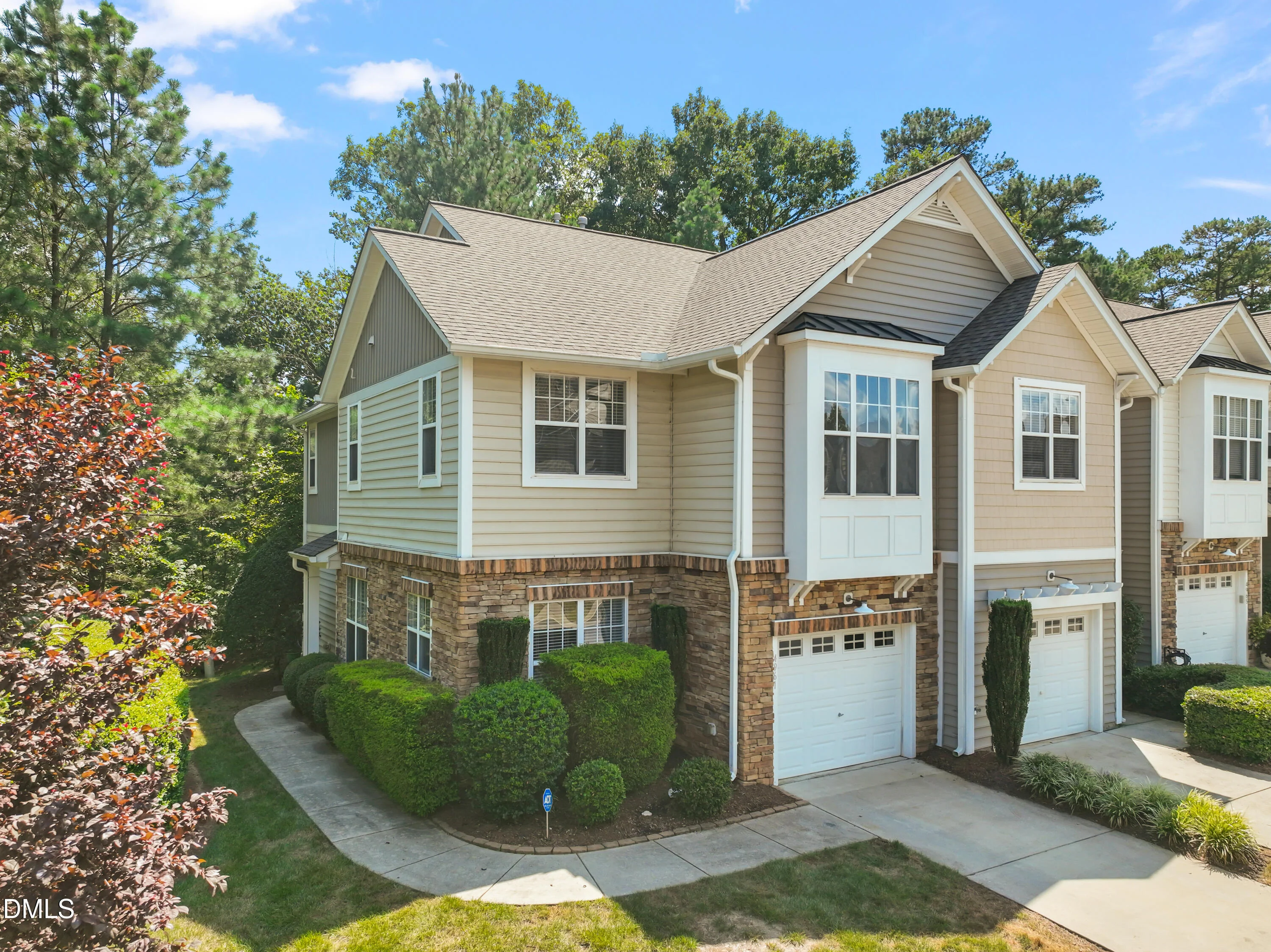 4961 Lady Of The Lake Drive