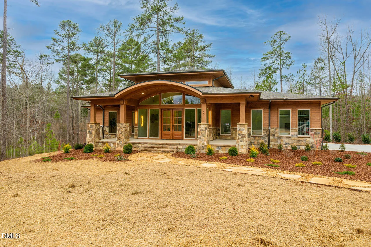 45 Meandering Way Court
