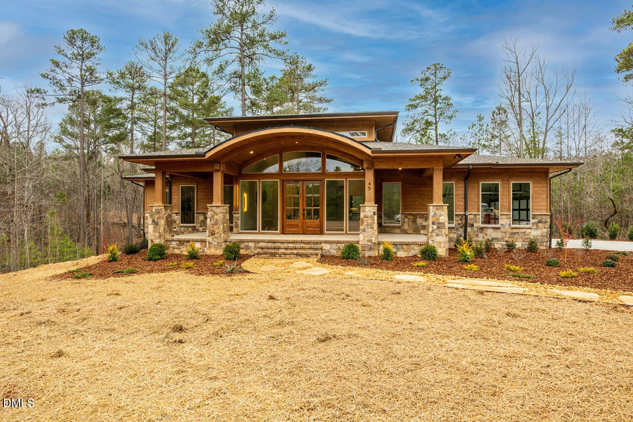 45 Meandering Way Court