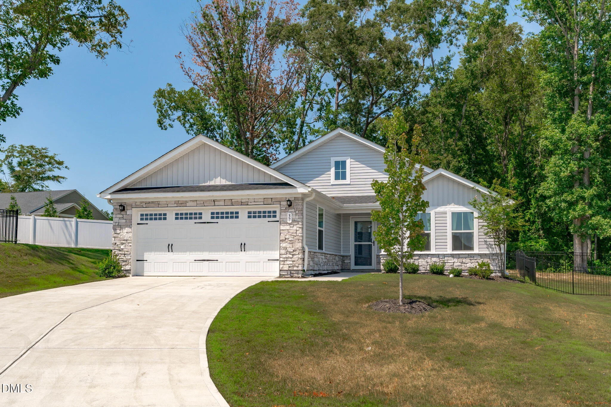 37 Richfield Court