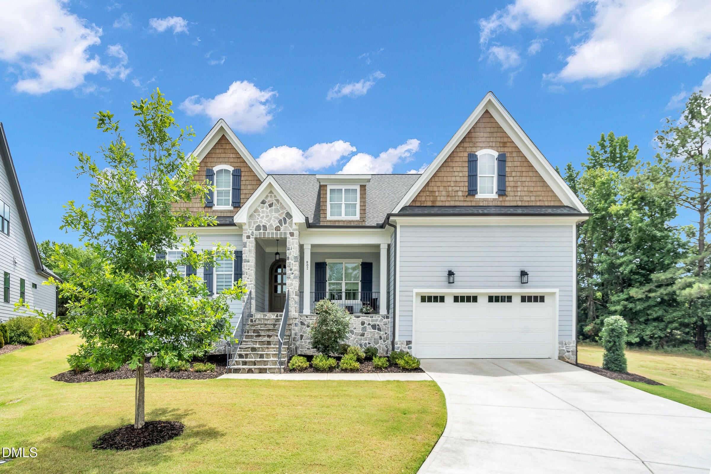 802 Laurelwood Drive