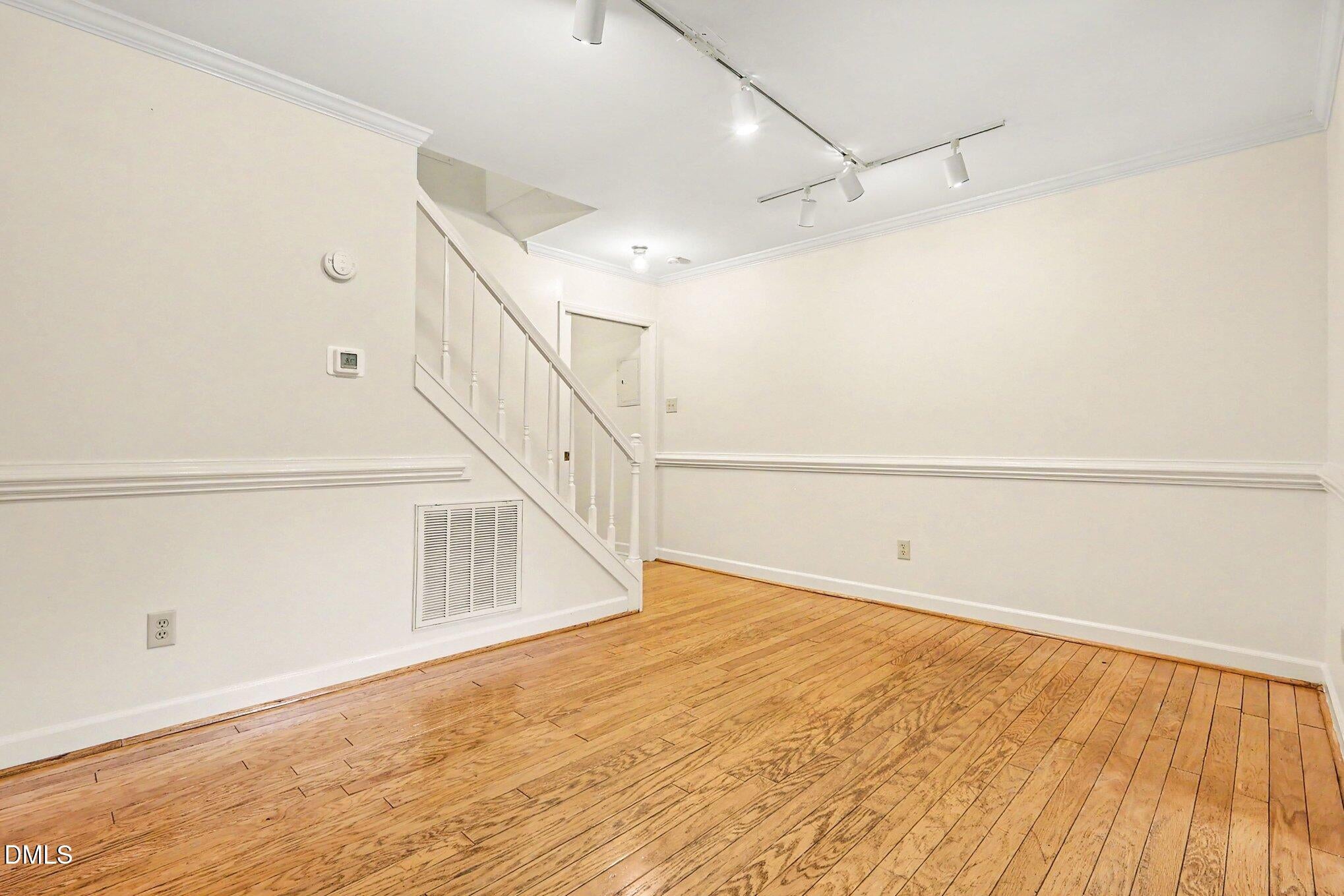 434 Summerwalk Circle