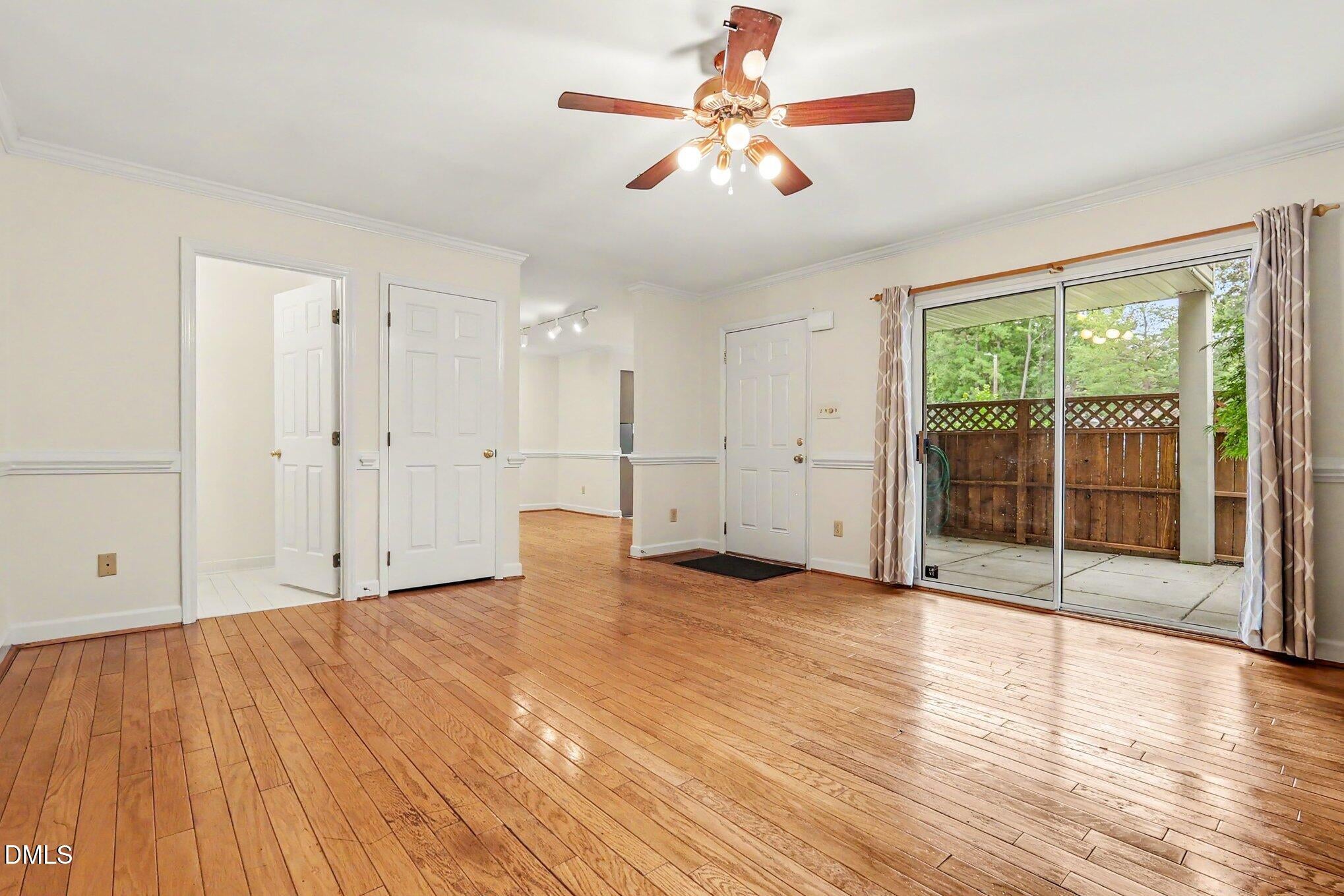 434 Summerwalk Circle