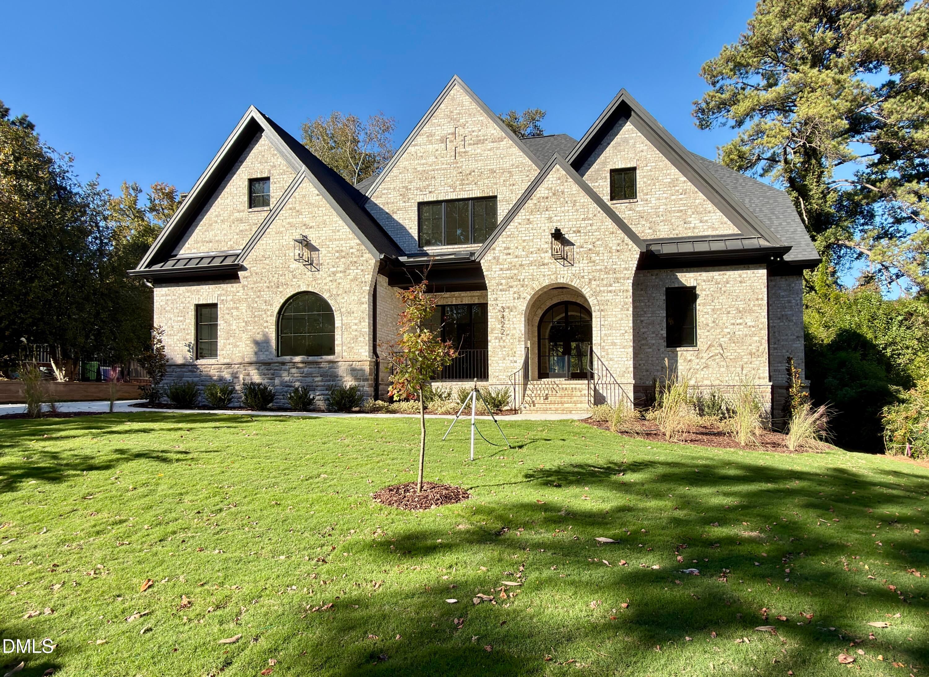 3422 Redbud Lane