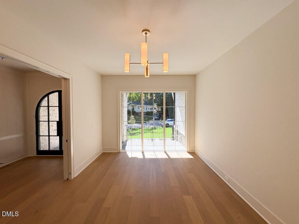 3422 Redbud Lane