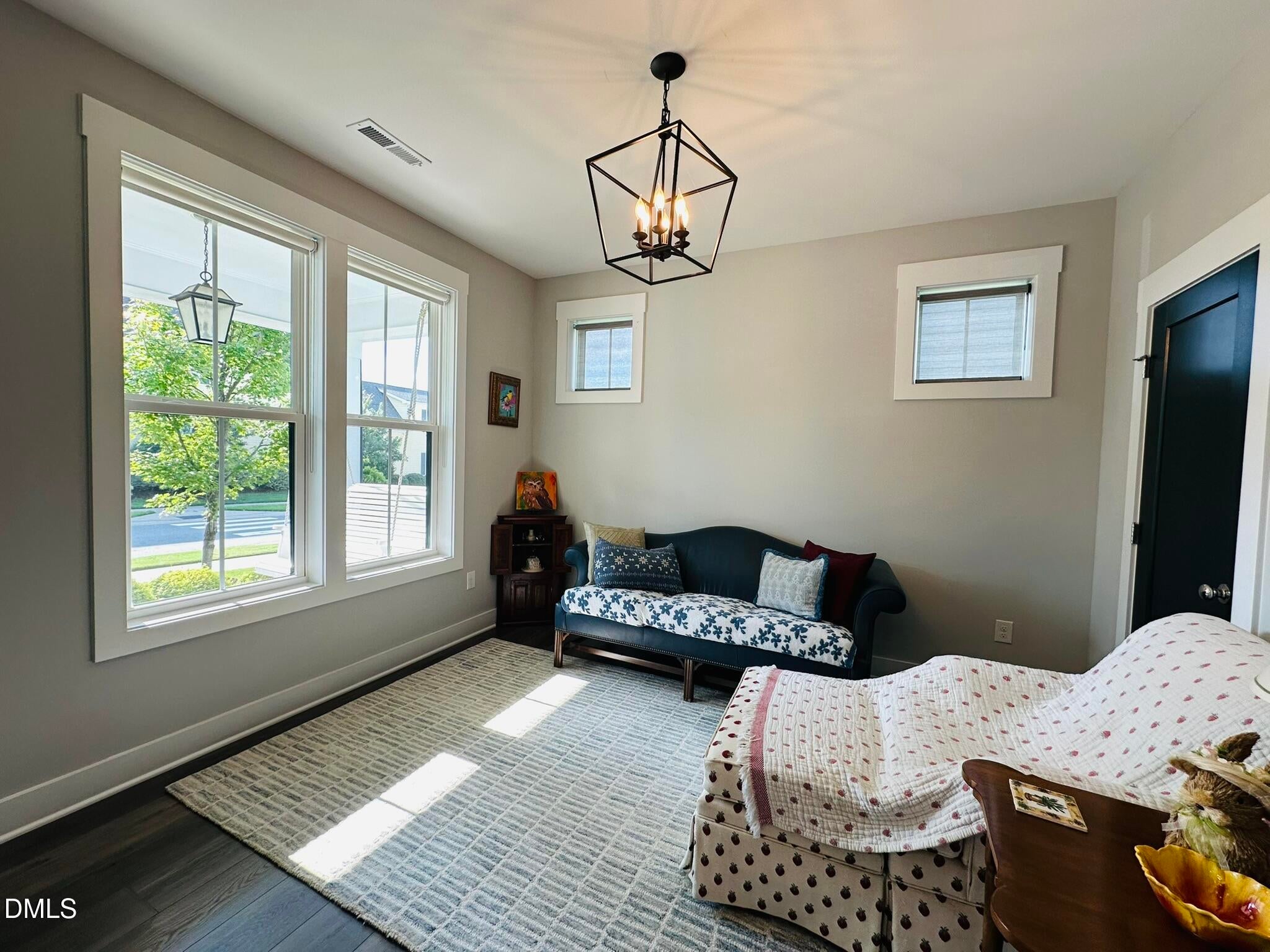 400 Vintage Point Lane