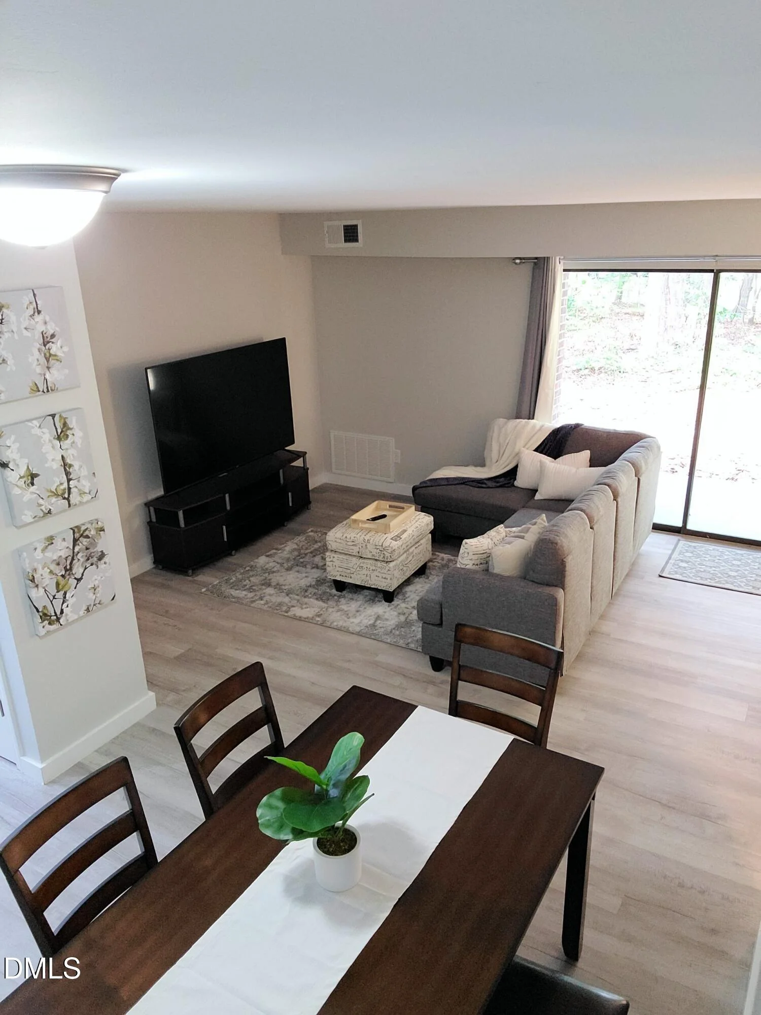 1295 Schaub Drive Unit C