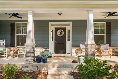 Photo of 121 Roundrock Lane, Sanford, NC 27330 (MLS # 10192025)