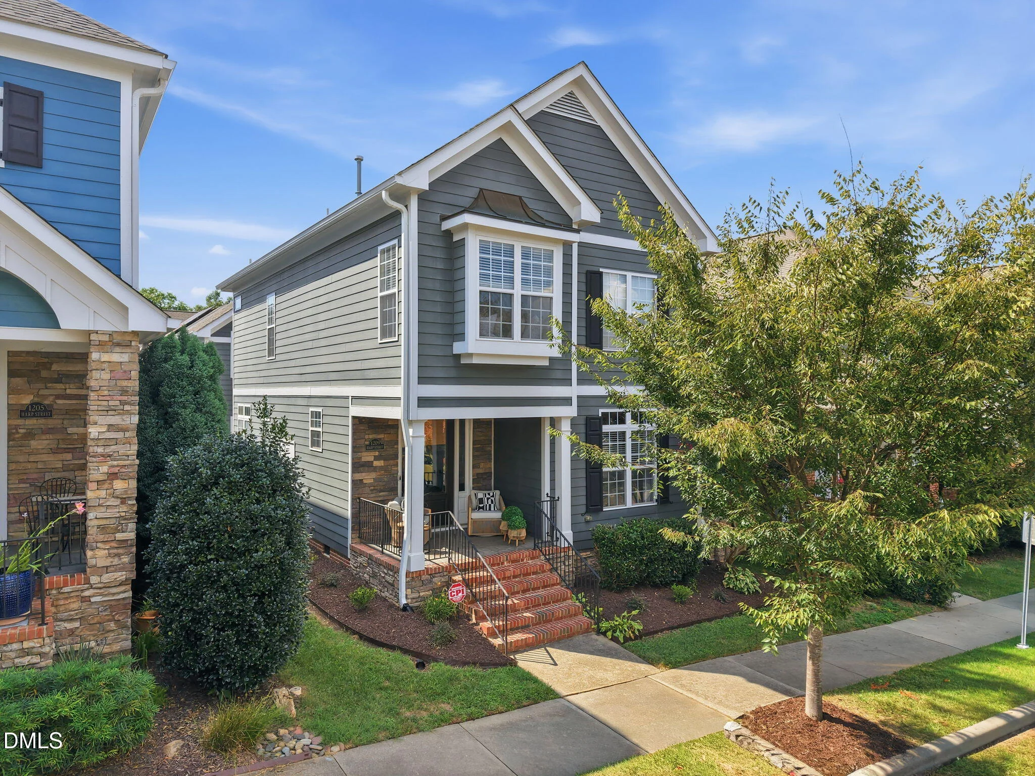 1209 Harp Street