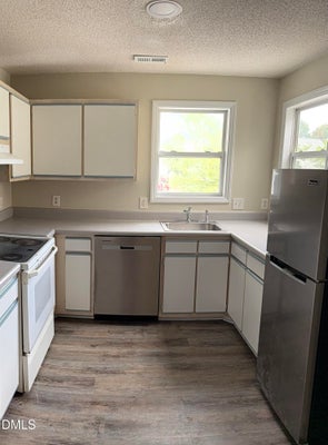 1130 CARLTON AVE APT 301, RALEIGH, NC 27606 - Image fce0b4852f92bb239cee3152bd0ca95b/2570617447