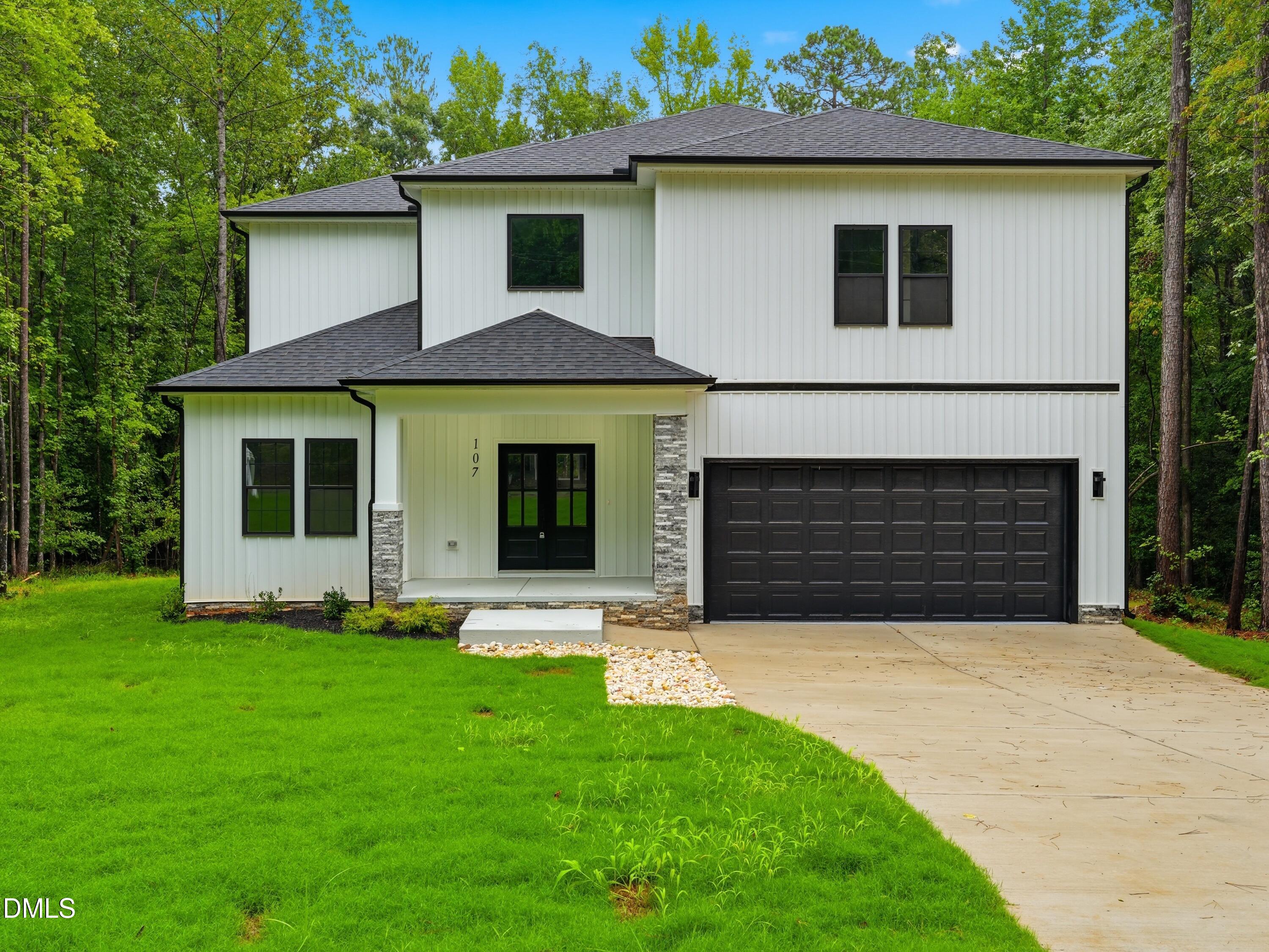 107 Acoma Drive