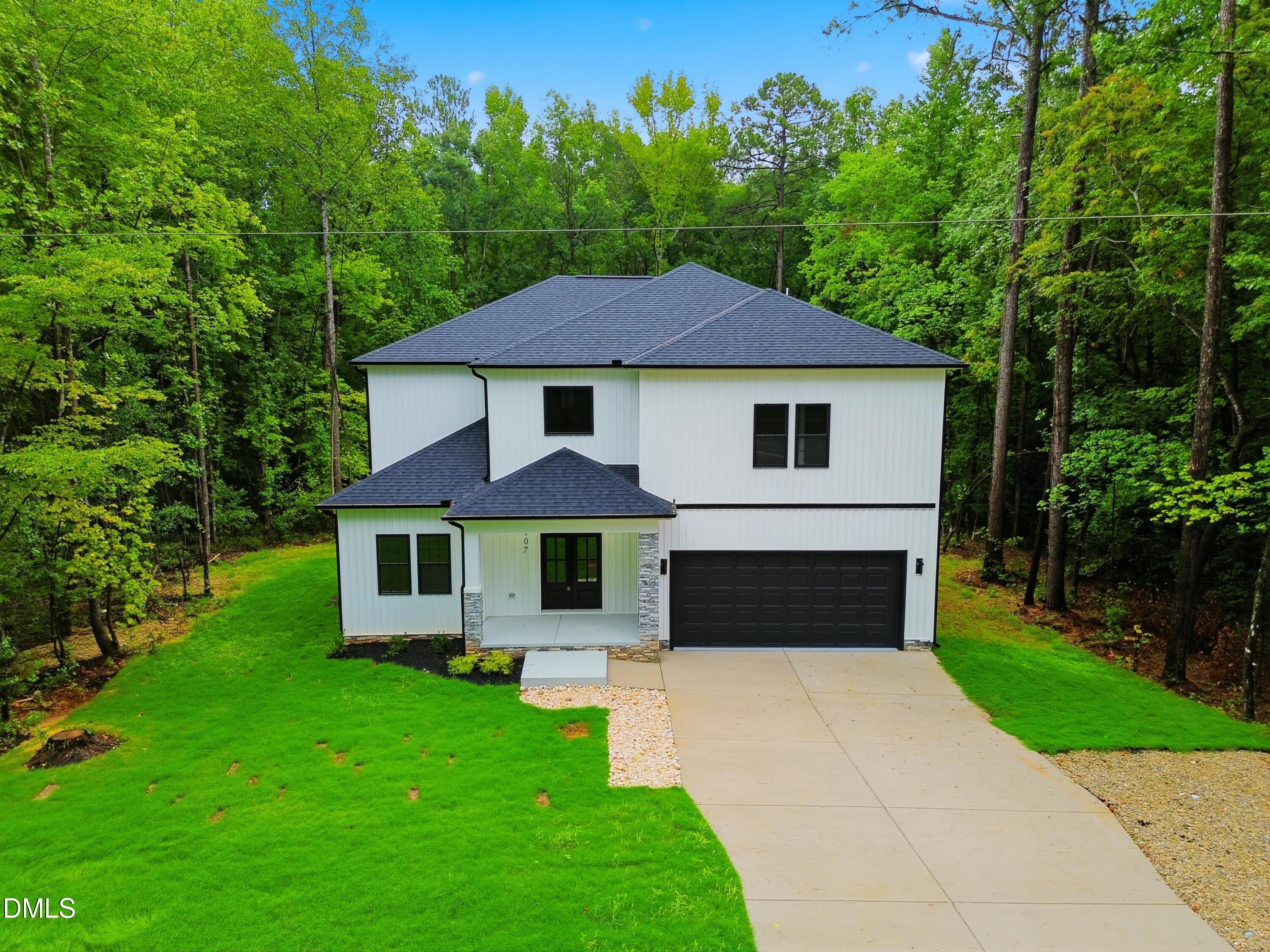 107 Acoma Drive