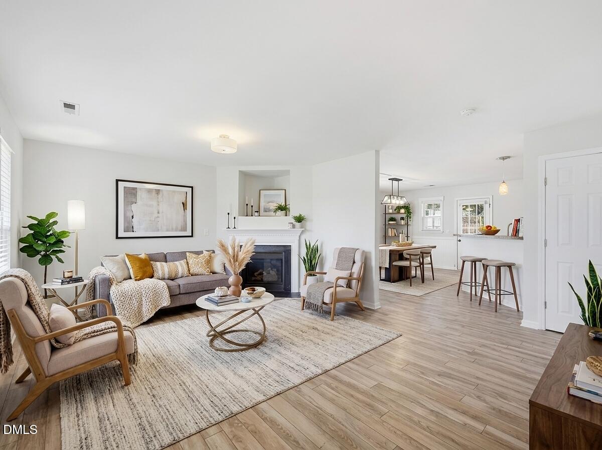 1423 Windycrest Court