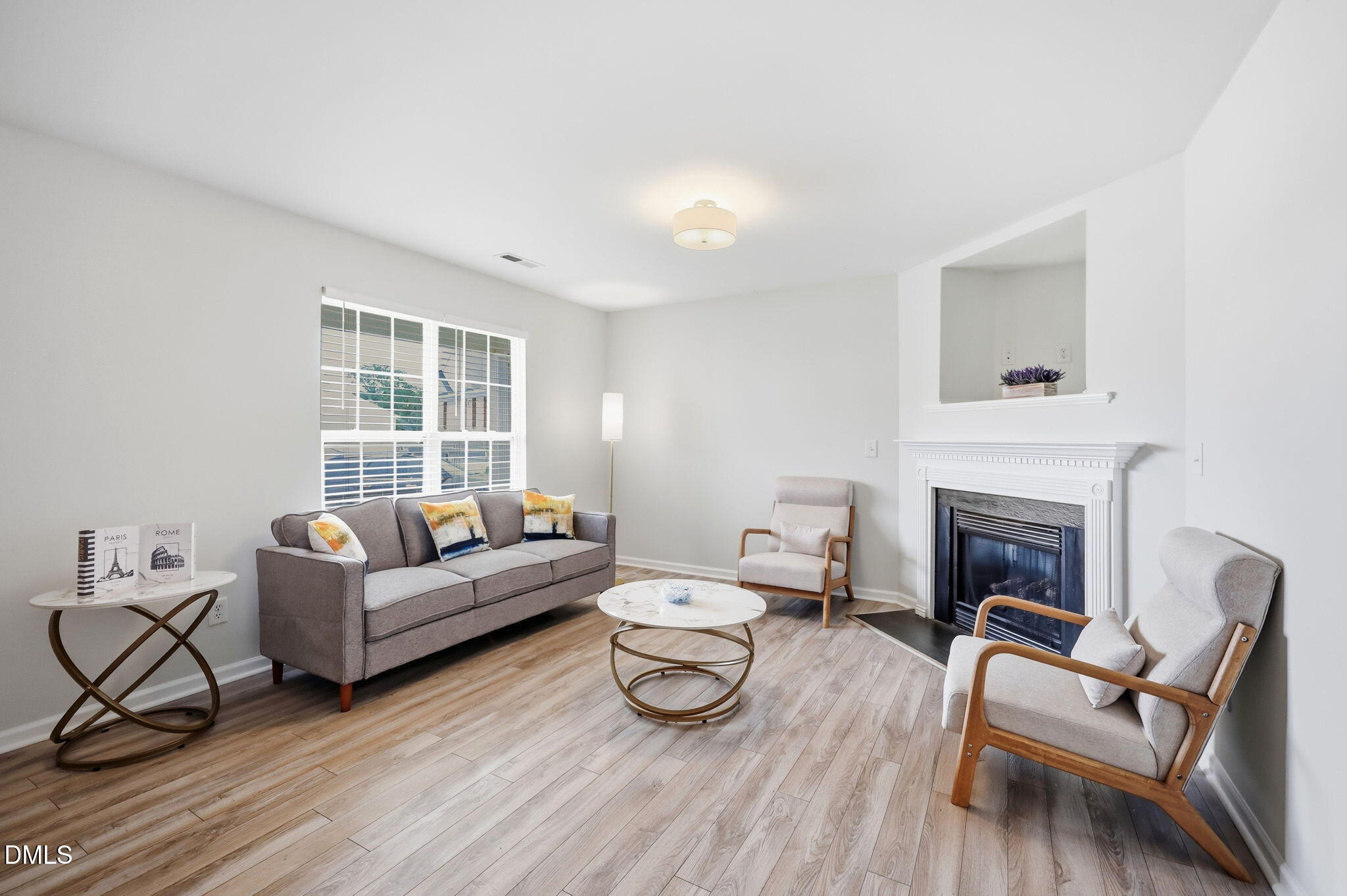 1423 Windycrest Court
