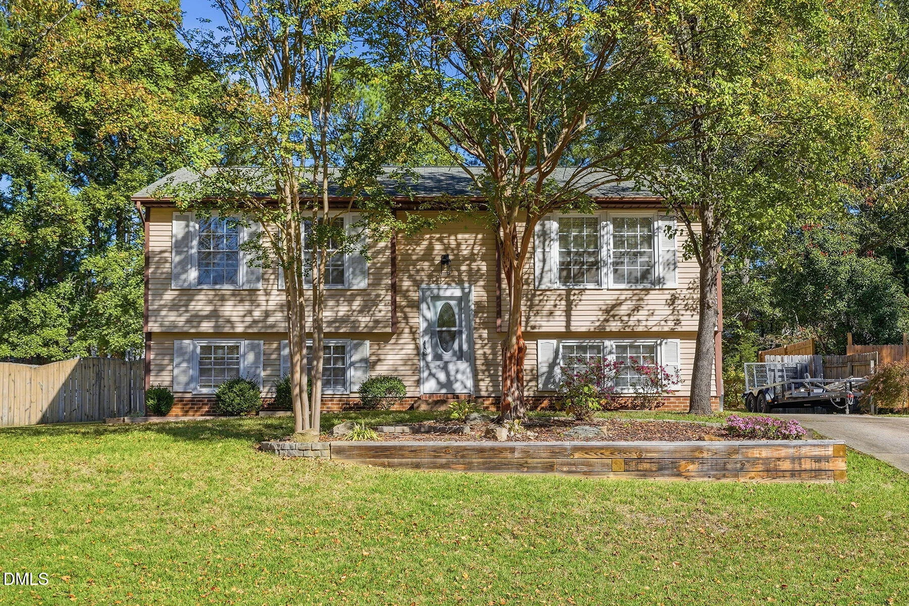 106 Castle Bay Court