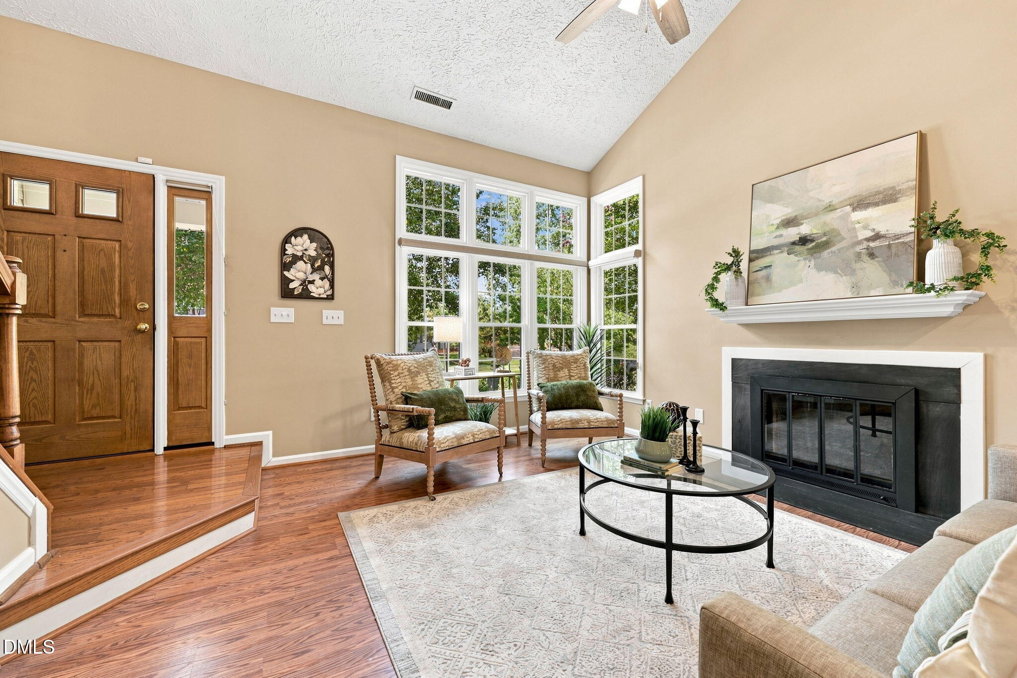 5 Wavecrest Court