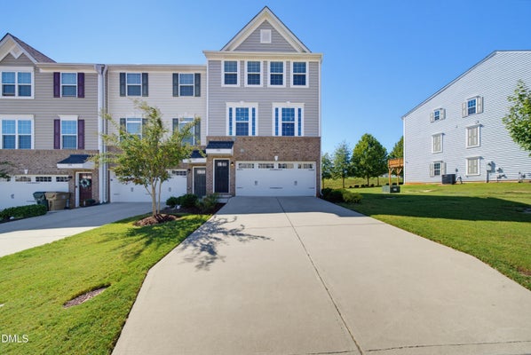 240 MISTY PIKE DR, RALEIGH, NC 27603 - Image fdf89e156c596f510bb86f4efff18fc0/121248399