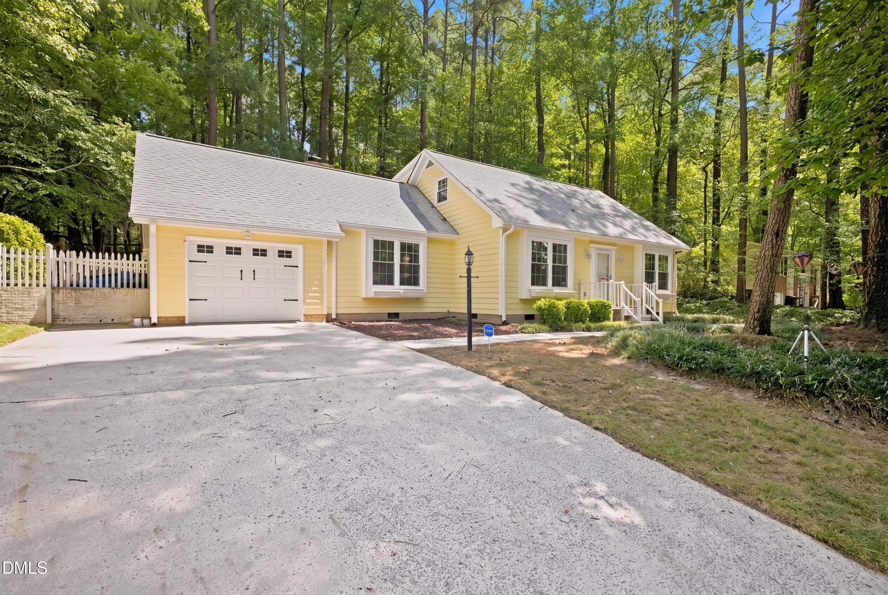 1605 Sycamore Drive