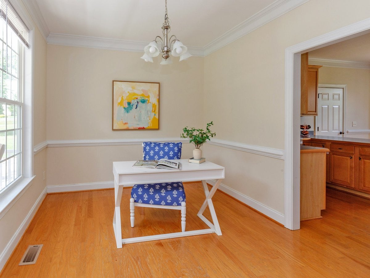 75 Glen Oaks Drive