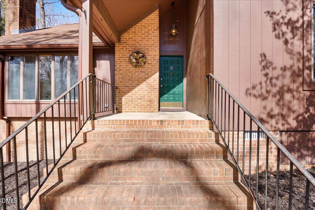 5004 Cardinal Circle