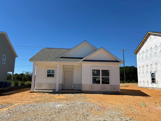 279 COURTSIDE DR, DUNN, NC 28334 - Image ff91ba4c9d0f3443de539bd095f3a33d/276398372