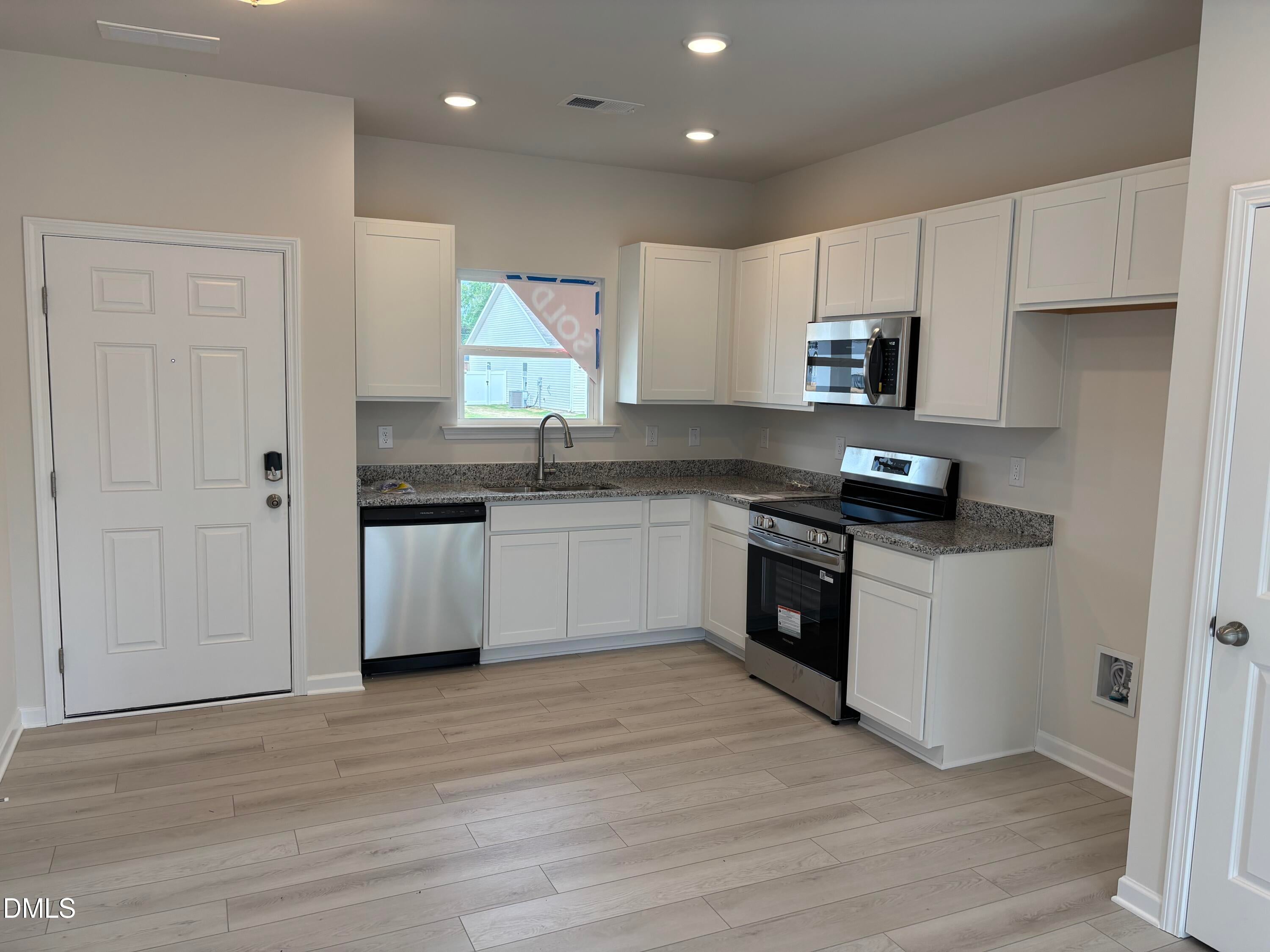 279 Courtside Drive