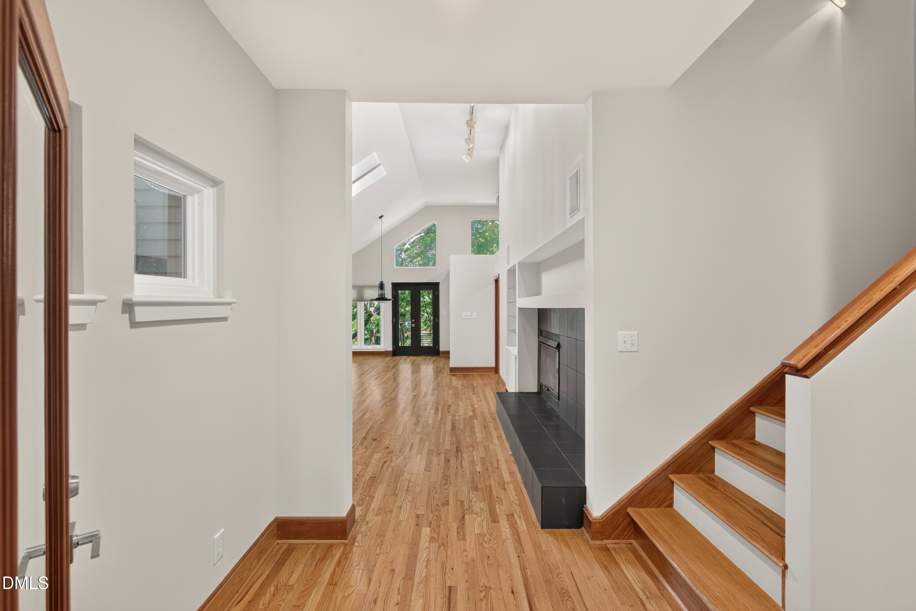112 Rose Lane