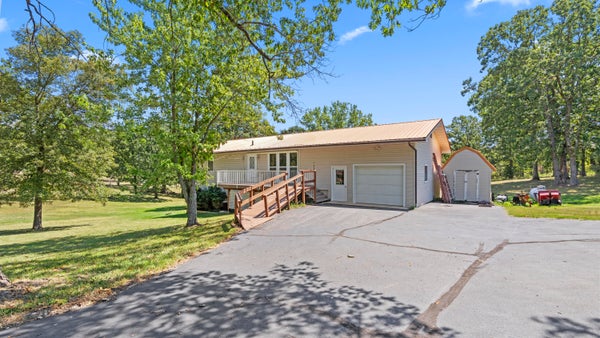 2893 STATE HWY V, LINN CREEK, MO 65052 - Image 002e4b2ff1c0a9374eed60f12585ee6b/3303755402