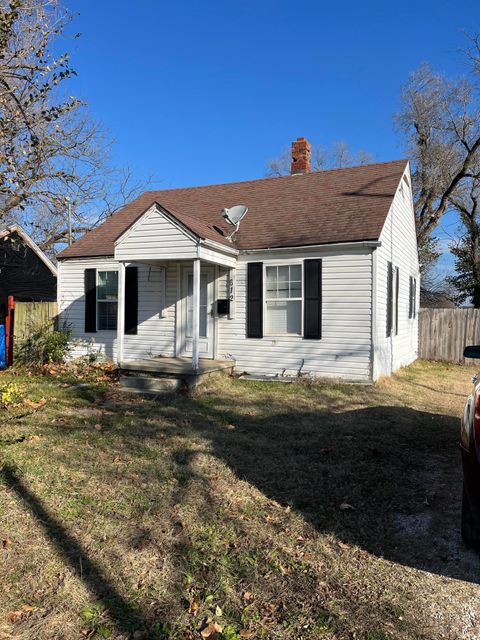 Photo of 612 N Park Avenue, Springfield, MO 65802 (MLS # 60311415)